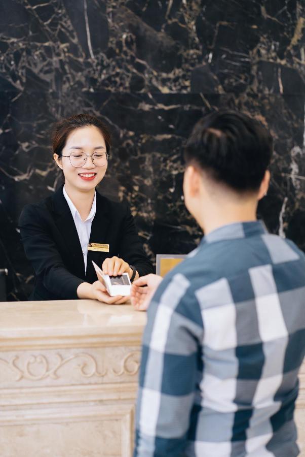 Manh Quan Luxury Hotel Vinh Yen Buitenkant foto